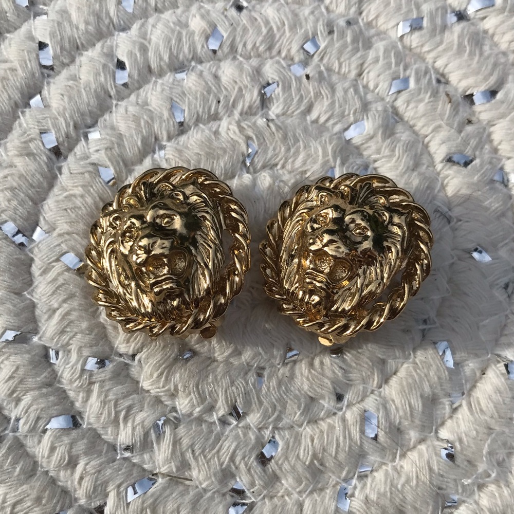 Vintage Anne Klein Lion Clip On Earrings